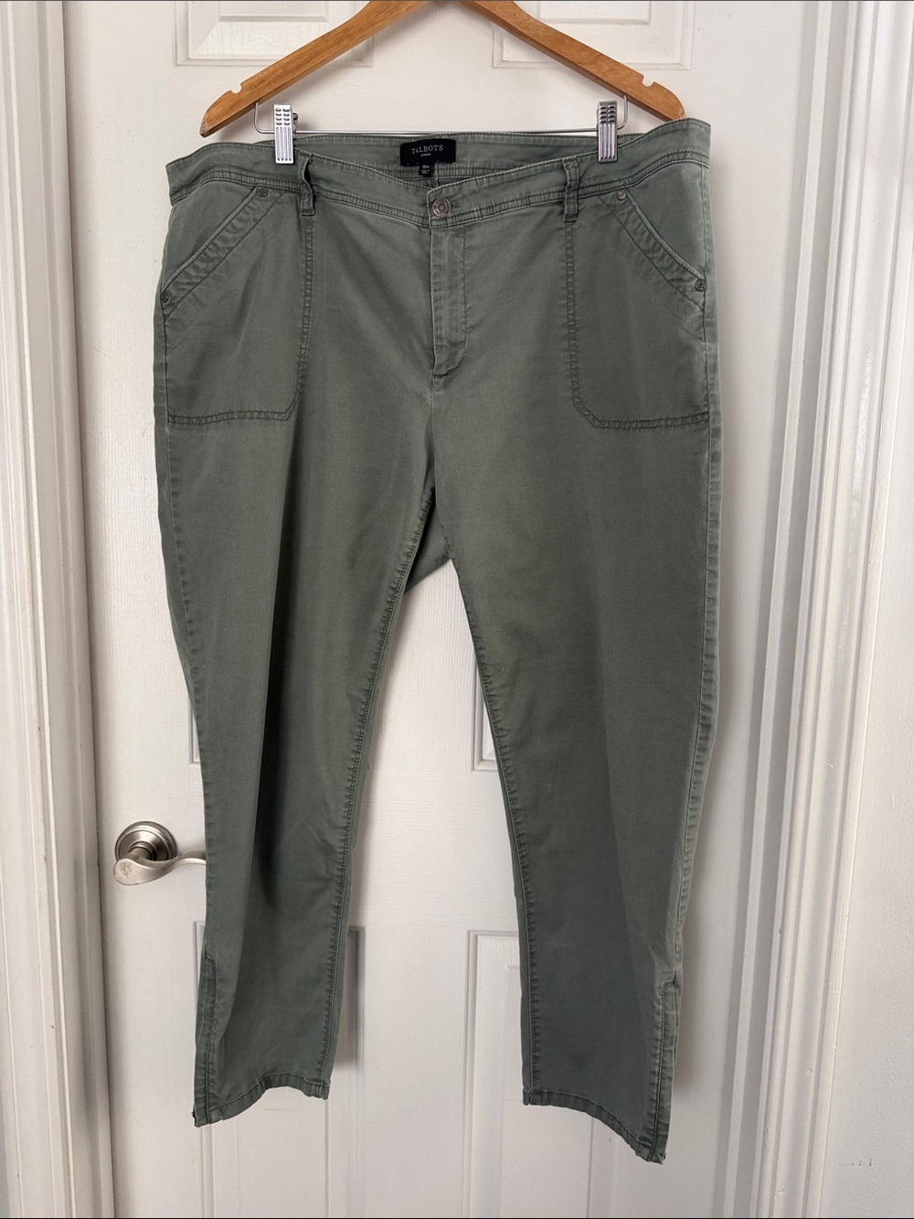 Talbots Olive Green ankle zip Straight-Leg chino Pants size 18